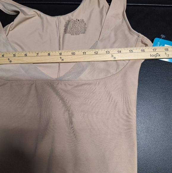 Seamless Tan Shapewear Bodysuit - Picture 4 of 5